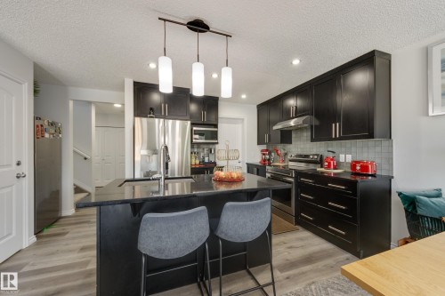 5112 Lark Crescent, Edmonton, AB - Indoor Photo Showing Other Room