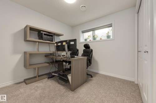 5112 Lark Crescent, Edmonton, AB - Indoor Photo Showing Office