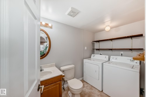 14934 43 Avenue, Edmonton, AB - Indoor Photo Showing Laundry Room