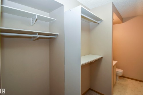 102 4812 51 Avenue, Stony Plain, AB - Indoor Photo Showing Other Room