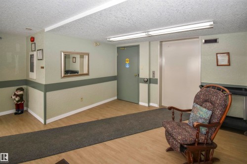 102 4812 51 Avenue, Stony Plain, AB - Indoor