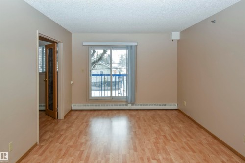 102 4812 51 Avenue, Stony Plain, AB - Indoor Photo Showing Other Room