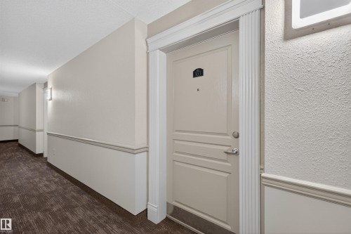 103 2035 Grantham Crest, Edmonton, AB 