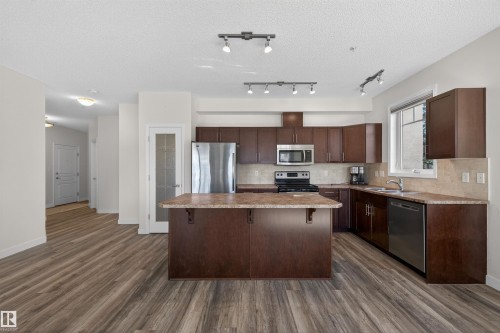 103 2035 Grantham Crest, Edmonton, AB 