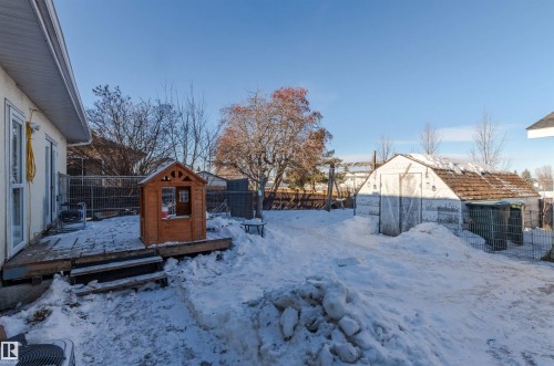 33 Brookside Avenue, Spruce Grove, AB - Outdoor