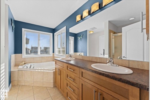 16 Silverstone Drive, Stony Plain, AB - Indoor Photo Showing Bathroom
