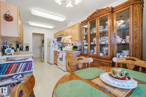 56 13320 124St, Edmonton, AB - Indoor