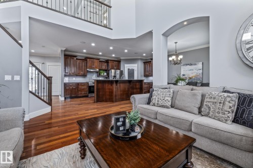 727 107A Street, Edmonton, AB - Indoor Photo Showing Living Room