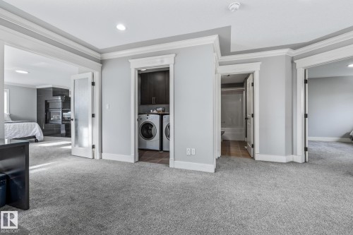 727 107A Street, Edmonton, AB - Indoor