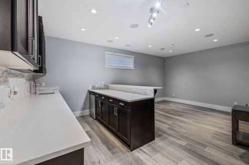 727 107A Street, Edmonton, AB - Indoor