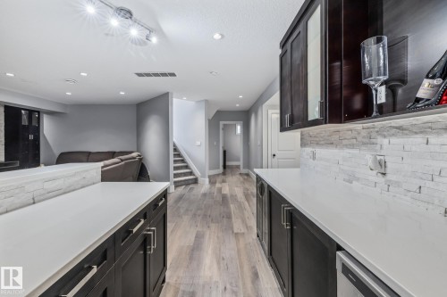 727 107A Street, Edmonton, AB - Indoor