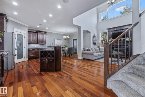 727 107A Street, Edmonton, AB - Indoor