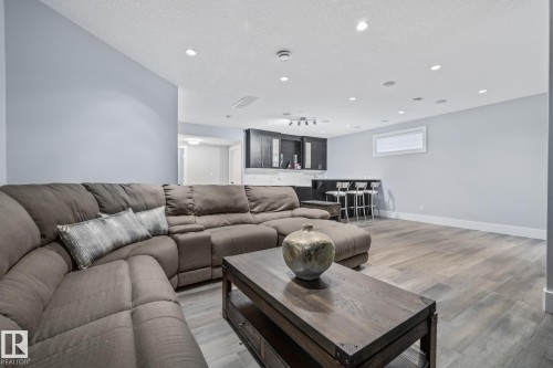 727 107A Street, Edmonton, AB - Indoor Photo Showing Living Room