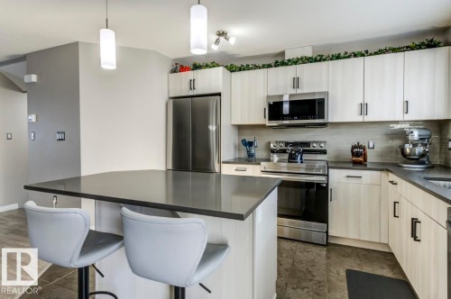 4317 Prowse Link Link, Edmonton, AB - Indoor Photo Showing Kitchen