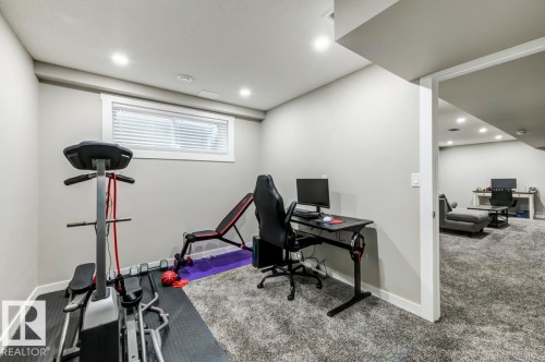 4317 Prowse Link Link, Edmonton, AB - Indoor