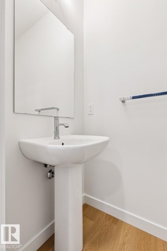 46 710 Mattson Drive, Edmonton, AB - Indoor Photo Showing Bathroom