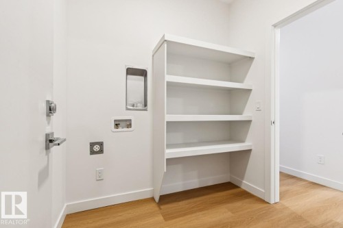 46 710 Mattson Drive, Edmonton, AB - Indoor With Storage