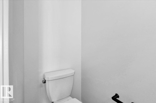 61 Sumac Close, Fort Saskatchewan, AB - Indoor Photo Showing Bathroom