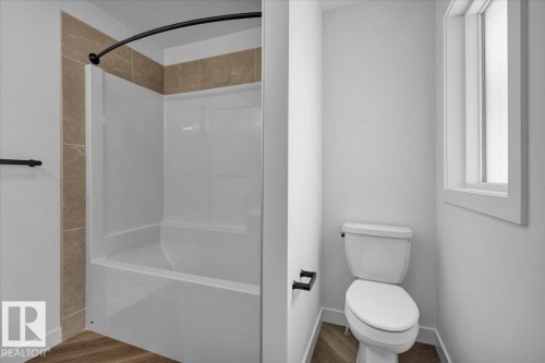 61 Sumac Close, Fort Saskatchewan, AB - Indoor Photo Showing Bathroom