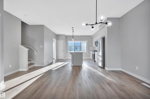 6215 Hampton Gray Avenue, Edmonton, AB - Indoor