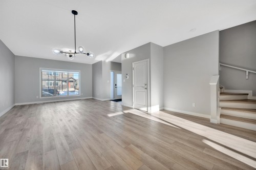 6215 Hampton Gray Avenue, Edmonton, AB - Indoor