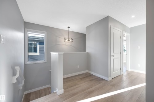 6215 Hampton Gray Avenue, Edmonton, AB - Indoor Photo Showing Other Room