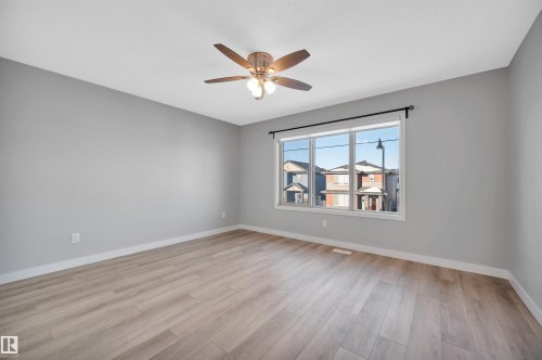 6215 Hampton Gray Avenue, Edmonton, AB - Indoor Photo Showing Other Room