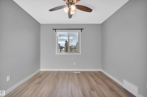 6215 Hampton Gray Avenue, Edmonton, AB - Indoor Photo Showing Other Room