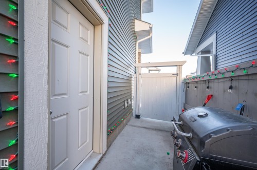 6215 Hampton Gray Avenue, Edmonton, AB - Outdoor With Exterior