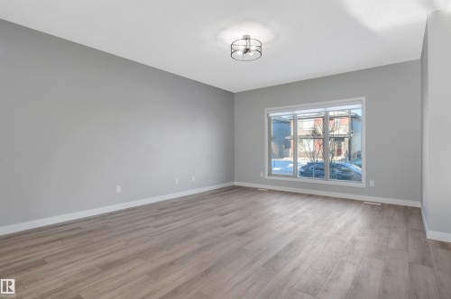 6215 Hampton Gray Avenue, Edmonton, AB - Indoor Photo Showing Other Room