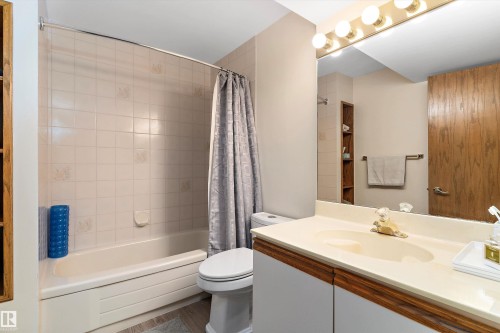 108 Ironwood Place, Edmonton, AB - Indoor Photo Showing Bathroom