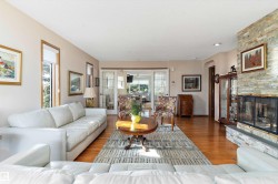 Living room is long and wide - 