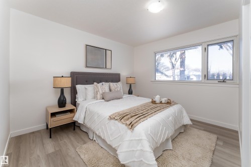 13307 116 Avenue, Edmonton, AB - Indoor Photo Showing Bedroom