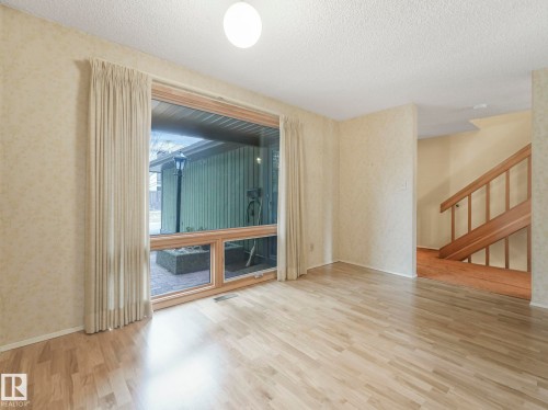 185 Hearthstone, Edmonton, AB - Indoor Photo Showing Other Room