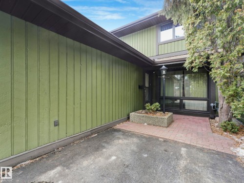 185 Hearthstone, Edmonton, AB - Outdoor