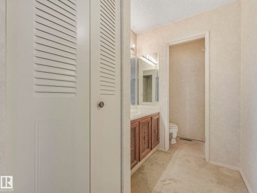 185 Hearthstone, Edmonton, AB -  Photo Showing Other Room