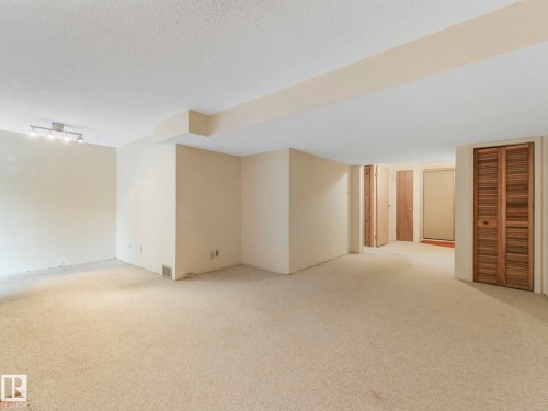 185 Hearthstone, Edmonton, AB - Indoor Photo Showing Other Room