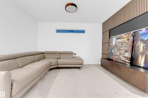 19135 22 Avenue, Edmonton, AB - Indoor