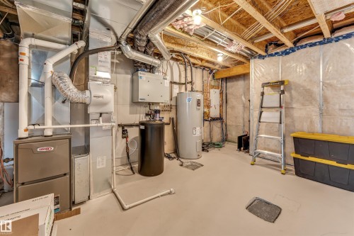 19135 22 Avenue, Edmonton, AB - Indoor Photo Showing Basement