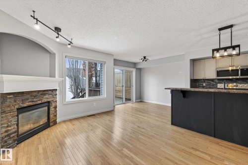 95 Hartwick Loop, Spruce Grove, AB - Indoor With Fireplace