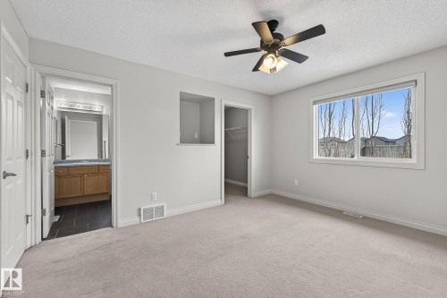 95 Hartwick Loop, Spruce Grove, AB - Indoor Photo Showing Other Room
