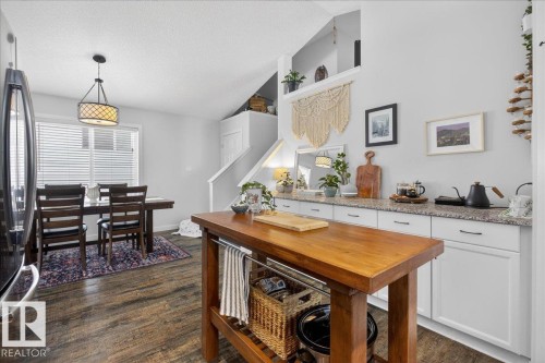 1618 Tompkins Wynd, Edmonton, AB - Indoor