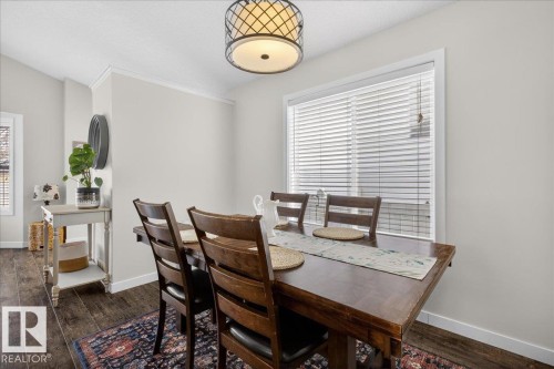 1618 Tompkins Wynd, Edmonton, AB - Indoor Photo Showing Dining Room