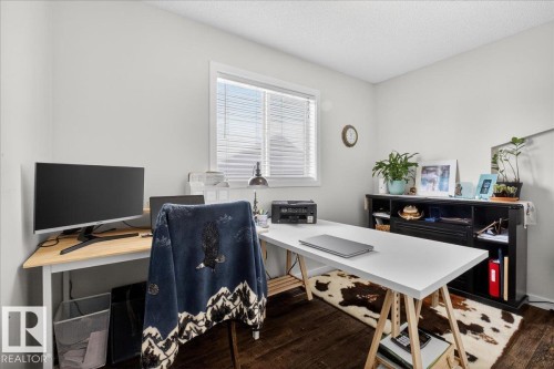 1618 Tompkins Wynd, Edmonton, AB - Indoor Photo Showing Office