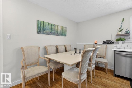 1618 Tompkins Wynd, Edmonton, AB - Indoor Photo Showing Dining Room