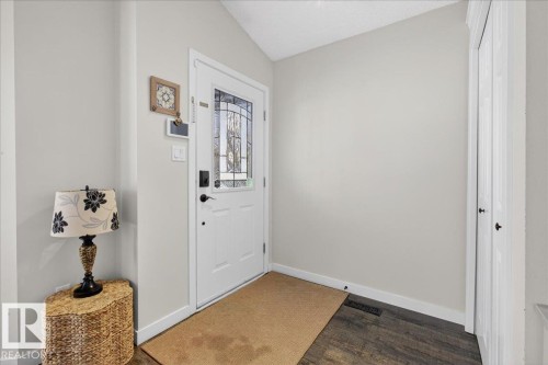 1618 Tompkins Wynd, Edmonton, AB - Indoor Photo Showing Other Room