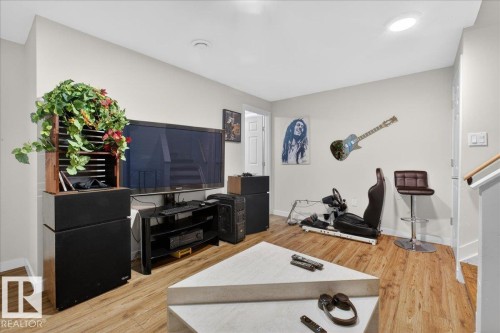 1618 Tompkins Wynd, Edmonton, AB - Indoor
