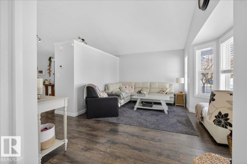 1618 Tompkins Wynd, Edmonton, AB - Indoor