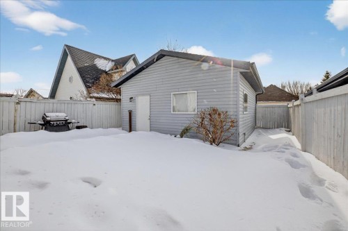 1618 Tompkins Wynd, Edmonton, AB - Outdoor