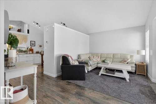 1618 Tompkins Wynd, Edmonton, AB - Indoor